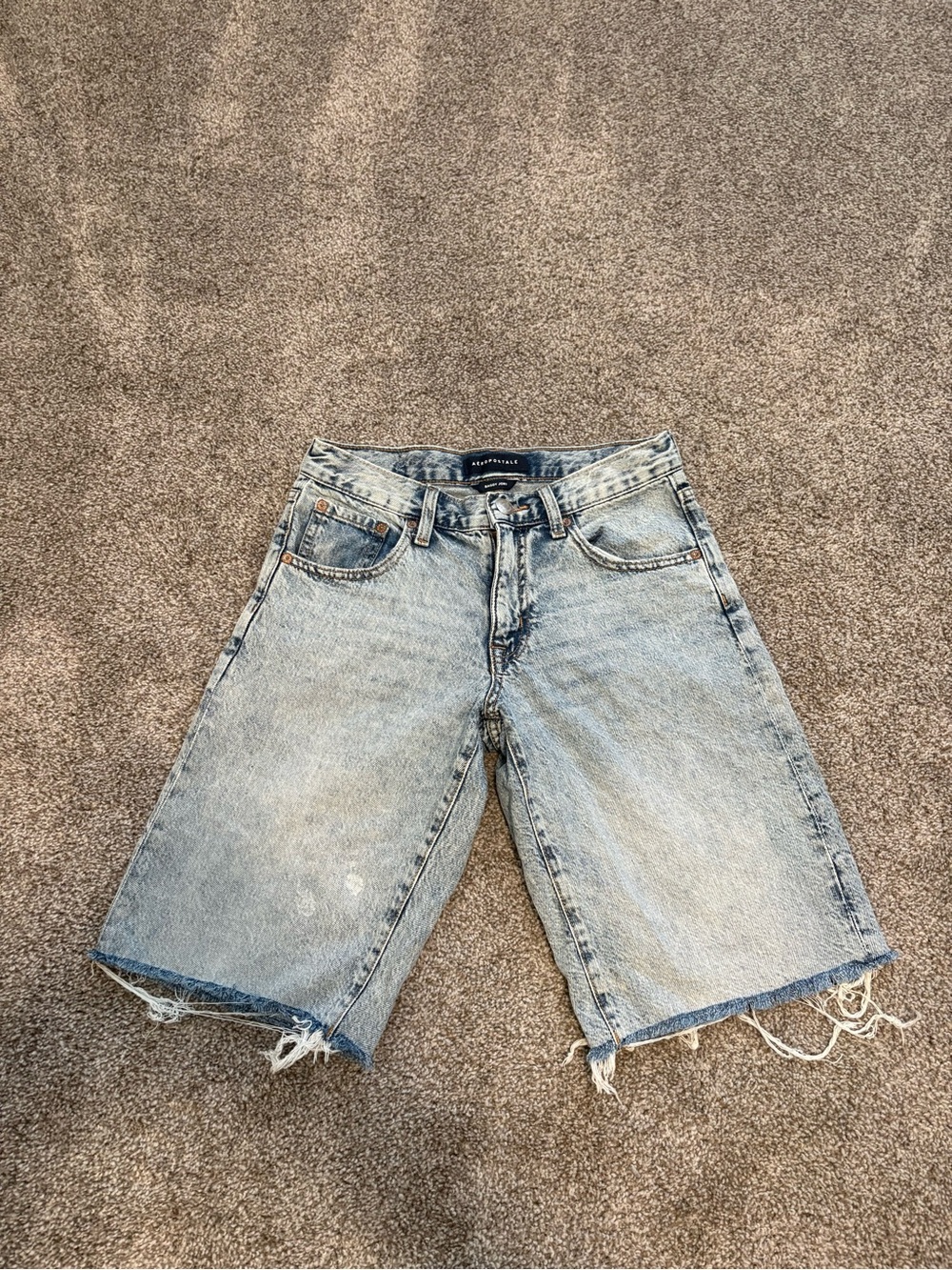 Aéropostale Women’s Baggy Light Wash Denim Jorts Distressed Size 00